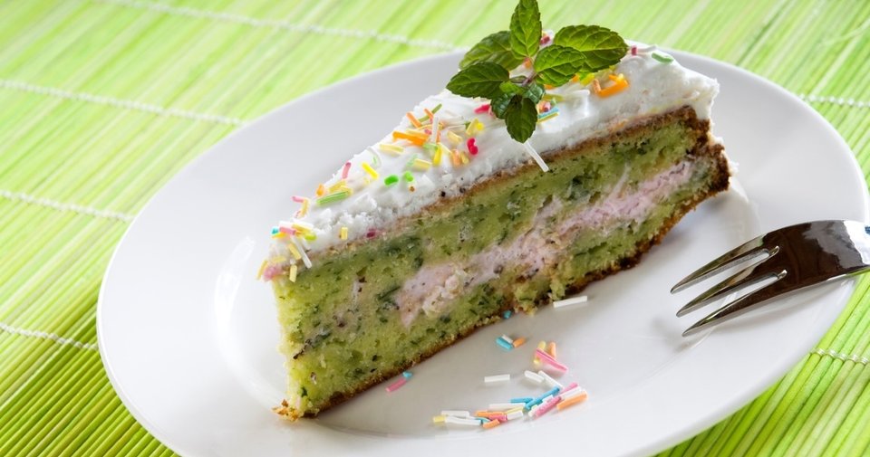 Ispanaklı kek tarifi… Ispanaklı kek nasıl yapılır?