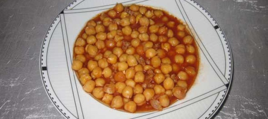 Kıymalı Nohut Yemeği